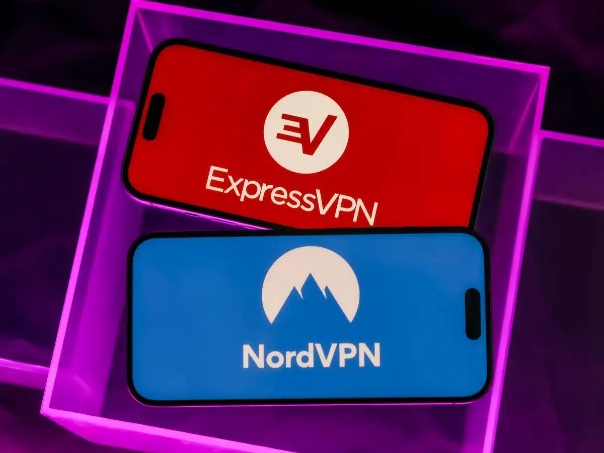 NordVPN vs ExpressVPN : Hvilken VPN er bedst i 2025?